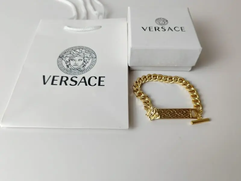 versace bracelets s_12200523